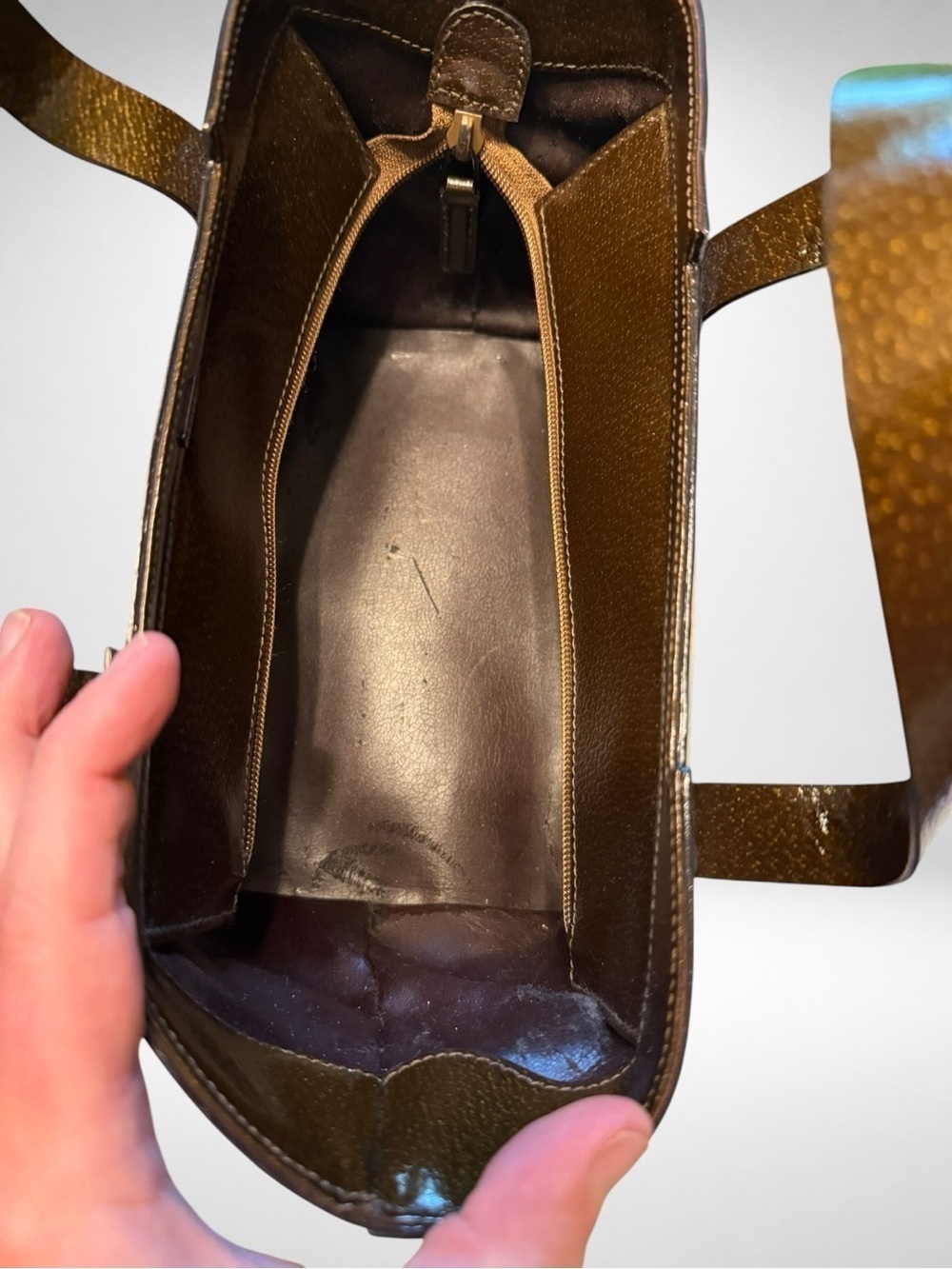 Gucci Authentic Vintage Brown Glossy Patent Leather Tote Hand Shoulder Bag - Picture 14 of 16